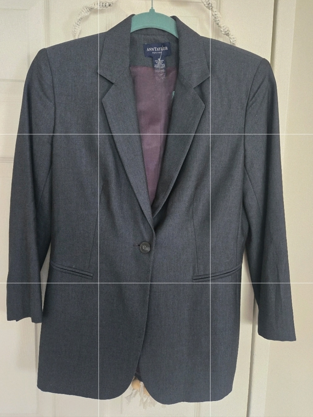 ANN TAYLOR The Petite Long One Button Blazer in Wool Blend Size 6P